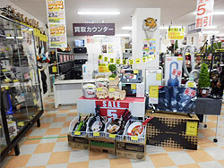 リサイクルショップ店内