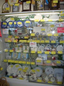 ギフト商品買取強化中！！ギフト商品 販売も一部値下げしていますヮ(ﾟдﾟ)ォ!