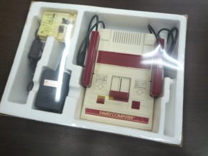 任天堂ファミコンまだ売れるの？