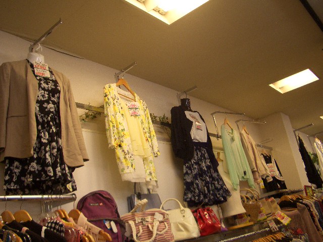 春・夏物 衣替えはジャングルジャングル岸和田店で！！