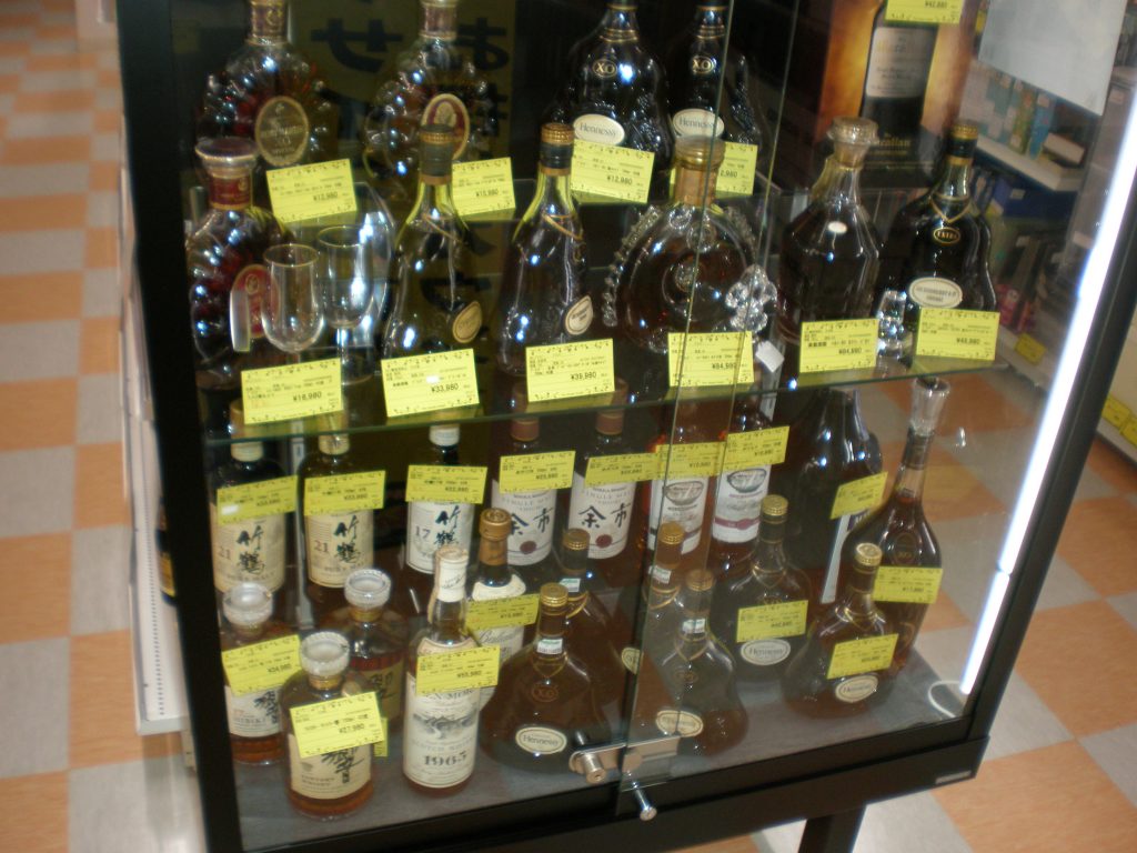 ジャングルジャングル石川金沢店、お酒販売始めました♪