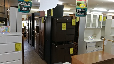 堺市でお得に家具を買いたいなら、ジャングルジャングル深井店
