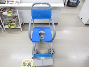 ジャングルジャングル滋賀草津店 1台限り 介護用品 シャワーに使える車椅子入荷しました。