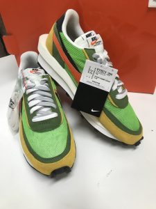 夏色のNIKEスニーカー　堺市の方よりお譲りいただきました。