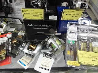 釣具の扱い強化中！！売るのも買うのもジャングルジャングル貝塚店