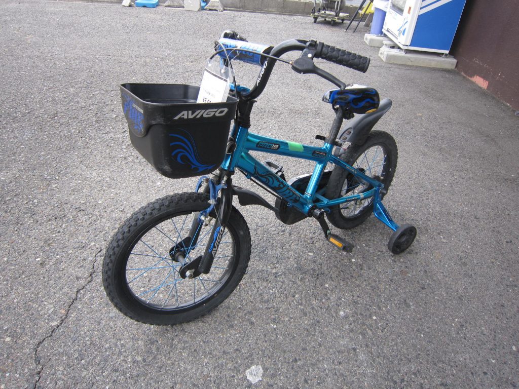 すぐにサイズが合わなくなって・・子ども用自転車入荷しました。