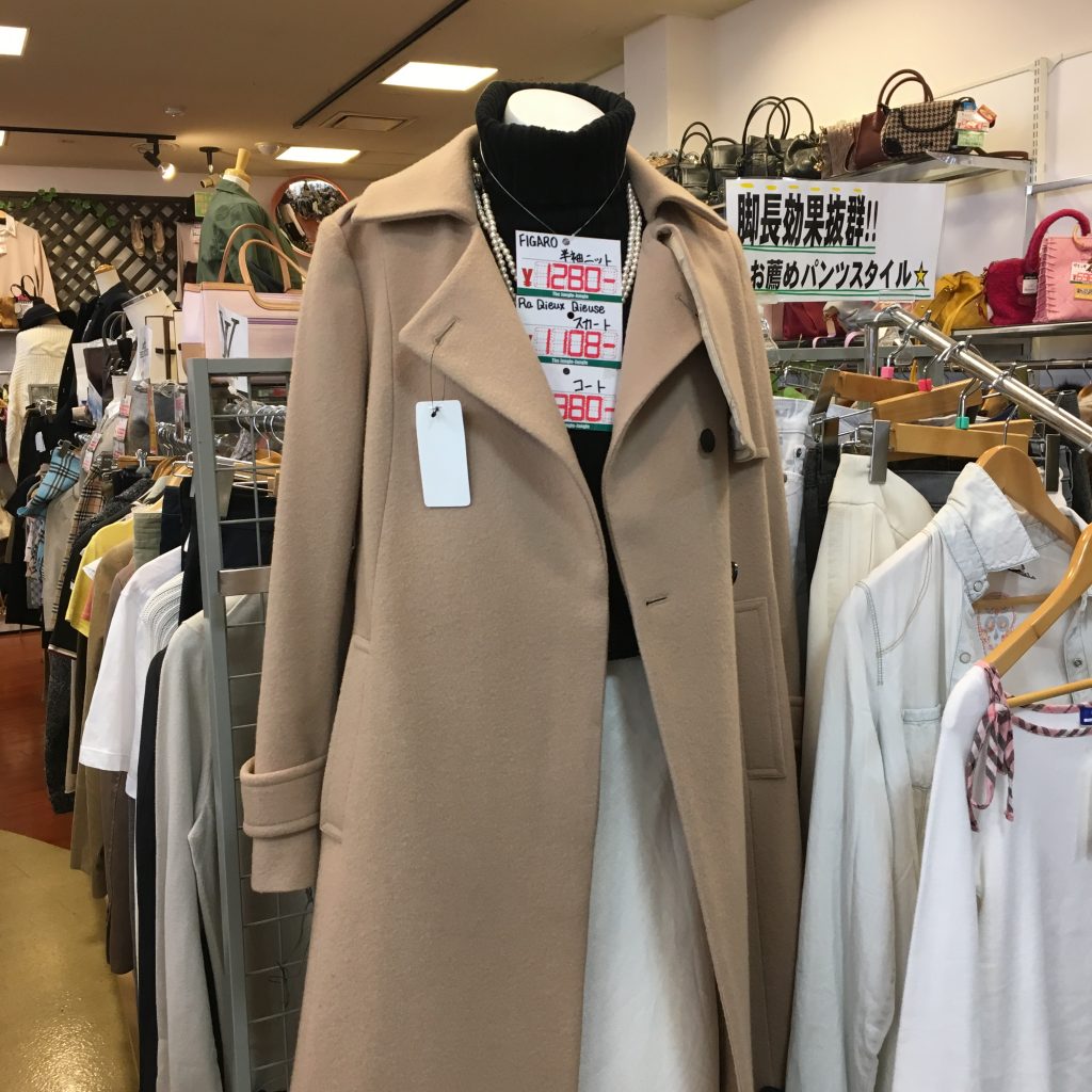 ジャングル・ジャングル岸和田店　火曜日は衣料品・バックが２０%OFFFF！！！！！！！！！