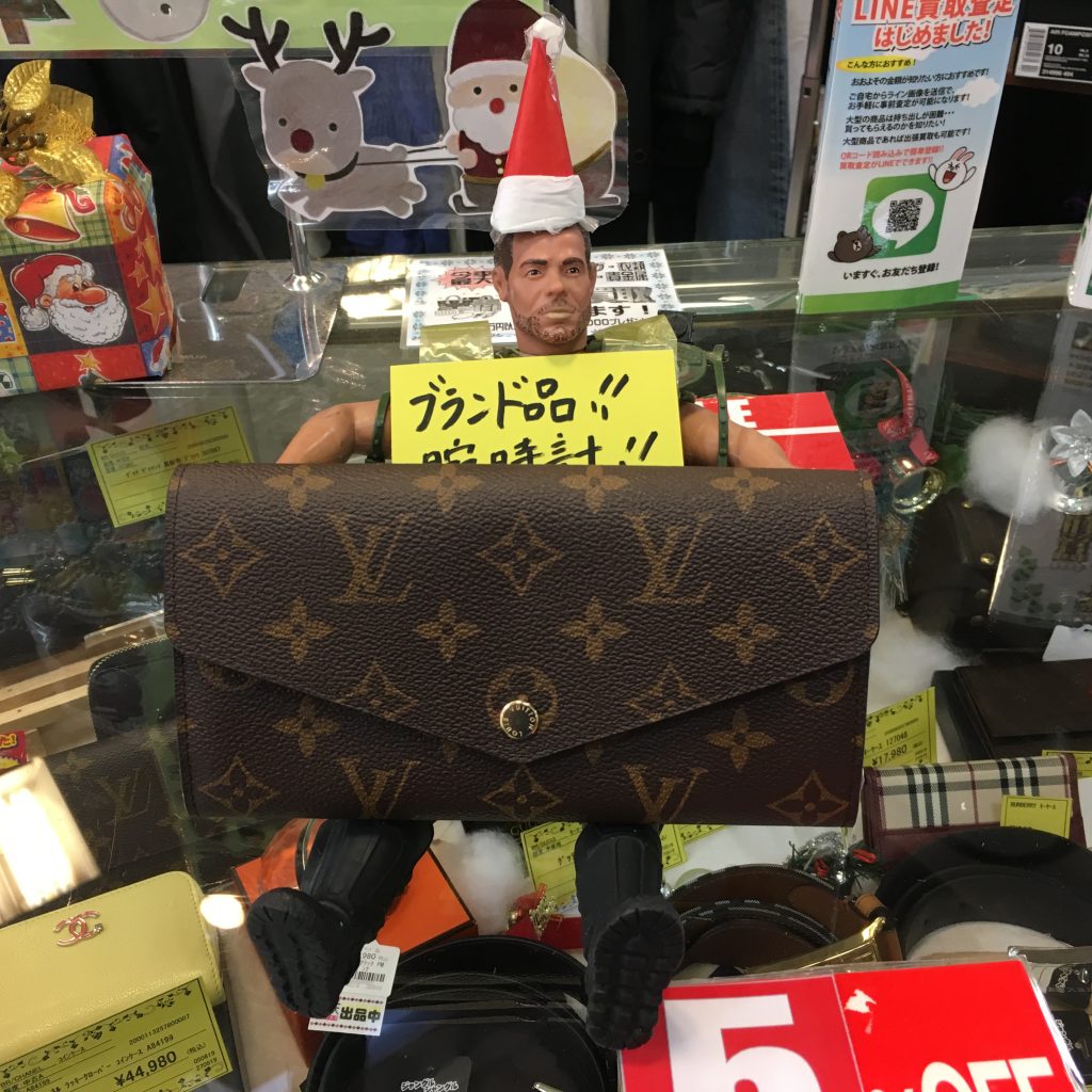 ジャングルジャングル岸和田店　クリスマスセールは始まったばかり！！ブランド品買取いたします！！冬物家電もお買取いたしております！！！