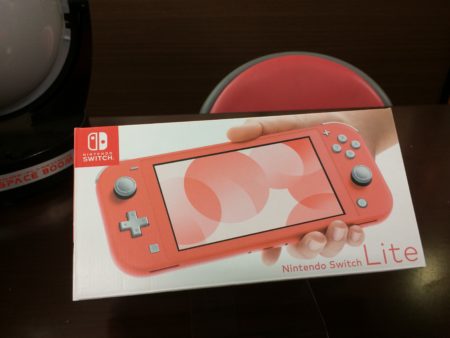 ニンテンドースイッチライト 入荷致しました 【貝塚店】