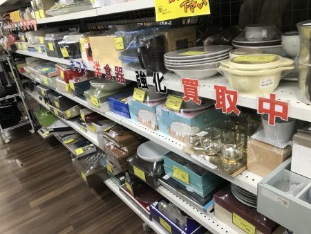 ギフト食器高価買取中です 【サカイ石津店】
