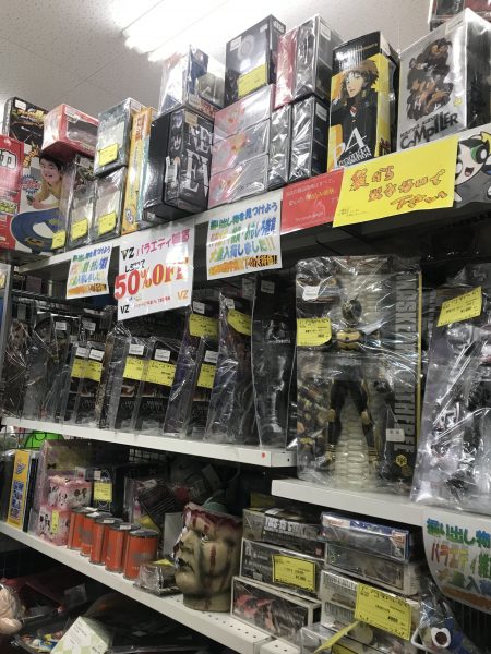 フィギュア大量販売中!! 【サカイ石津店】