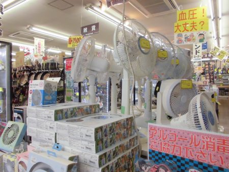 扇風機コーナーを展開いたしました　【守口店】