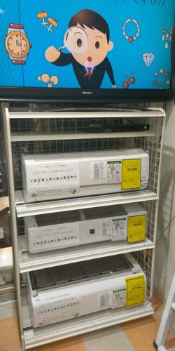 定休日変更のお知らせとエアコン在庫入荷致しました　【石川金沢店】