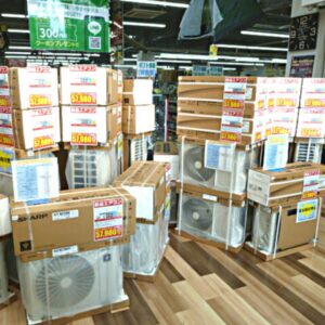 新品エアコン 大量入荷！早いもの勝ち♪【ジャングルジャングル】