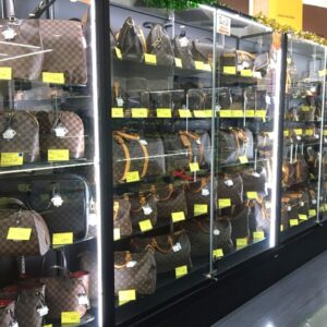 ブランド品大量陳列中♪【和歌山店】