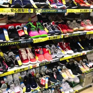 スニーカー、大量入荷販売中！【リユースのサカイ柏店】