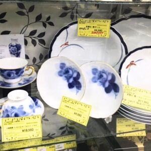 ブランド食器買取強化中！【貝塚店】