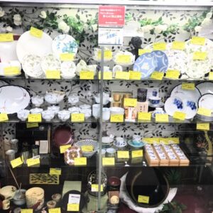 ブランド食器買取強化中！【貝塚店】